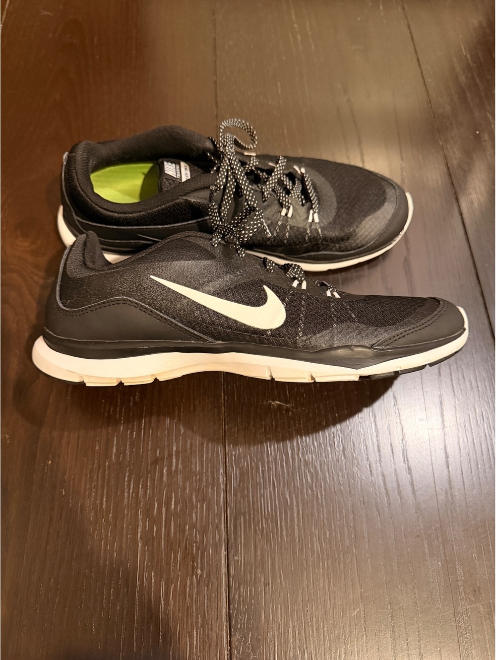 Women's Black Nike Flex TR 5 Sz. 8.5
